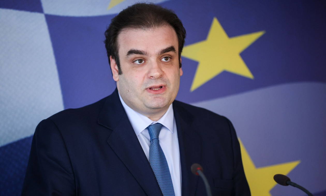 4cb48fa2 pierrakakkis