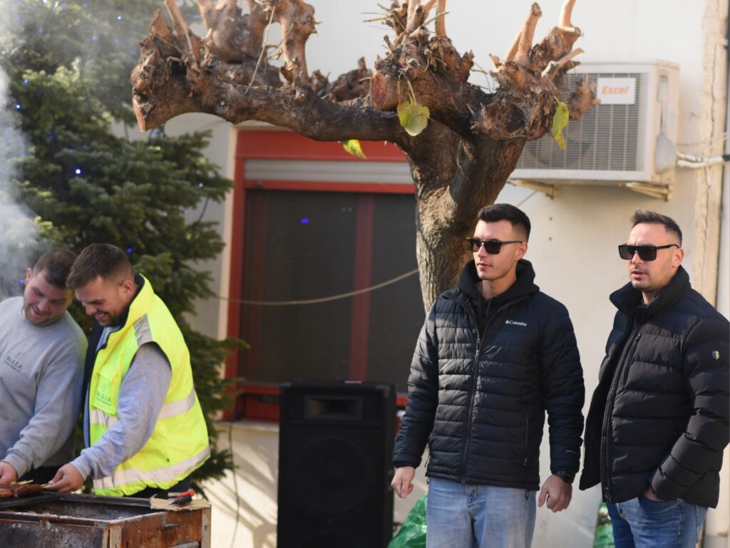 amaksostasio dimos lamieon eyxes 12