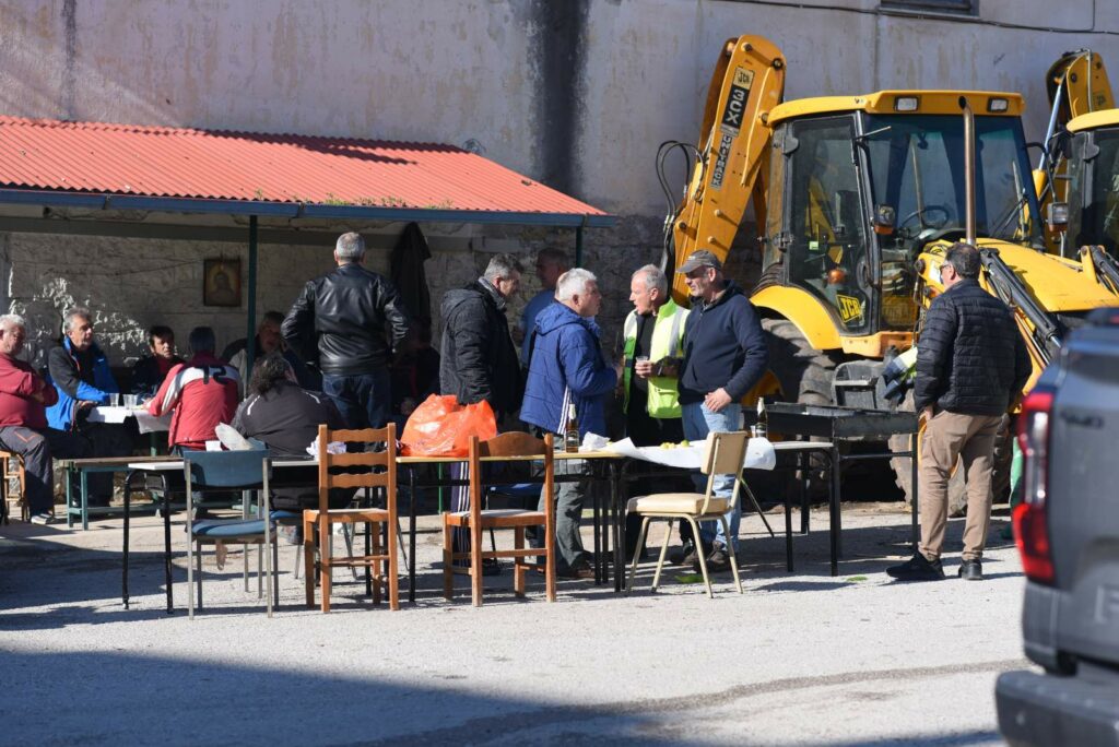 amaksostasio dimos lamieon eyxes 28