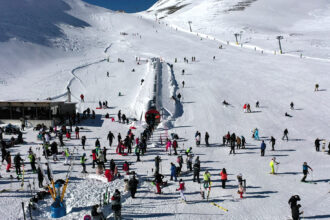 velouchi ski center