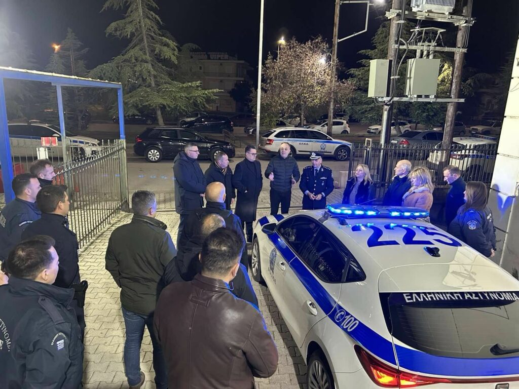 2 21936672086424453583