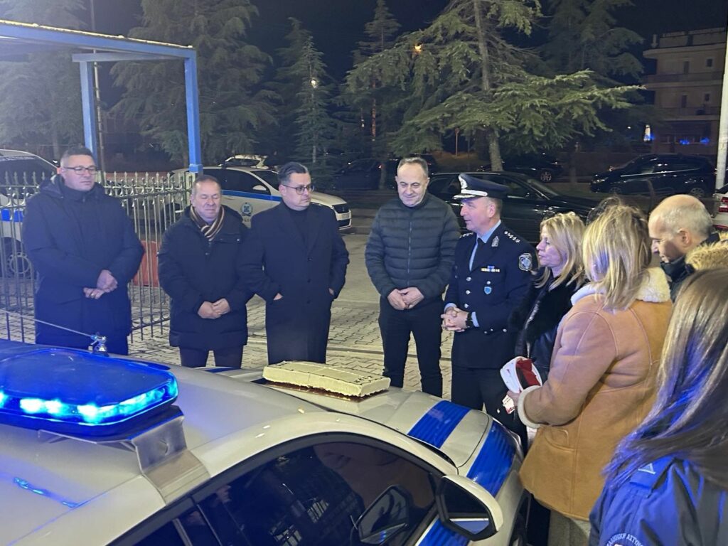 3 28212447681353125622