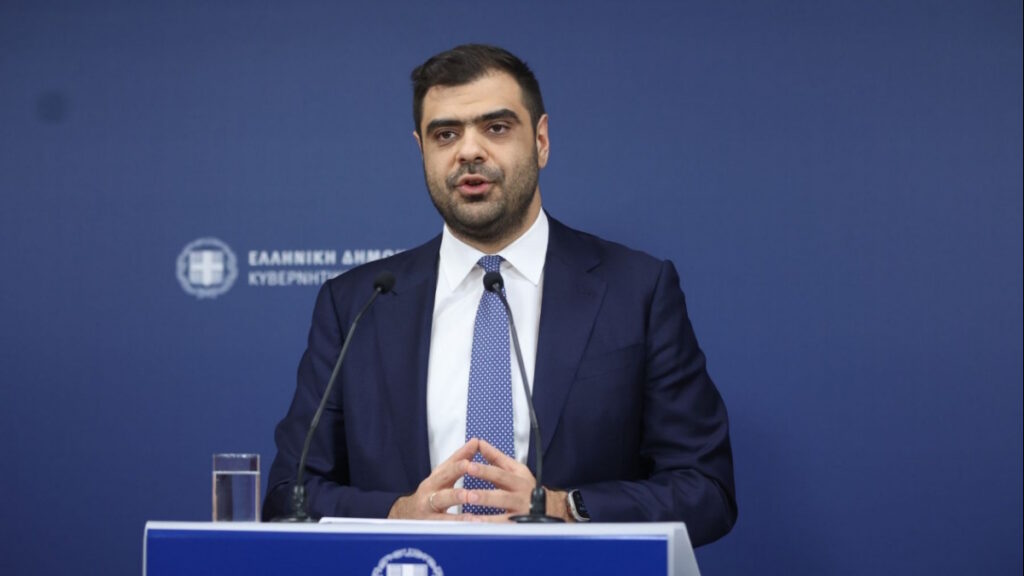 Επιστολή Φεύγα σε Μητσοτάκη: Ζητά επιστροφή Σαμαρά και κατάργηση του νόμου για τα ομόφυλα ζευγάρια -«Δεν είναι άξιο σχολιασμού», είπε ο Μαρινάκης