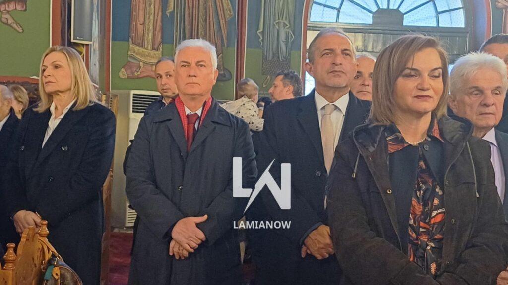 photo 17687636112567289048858009274111