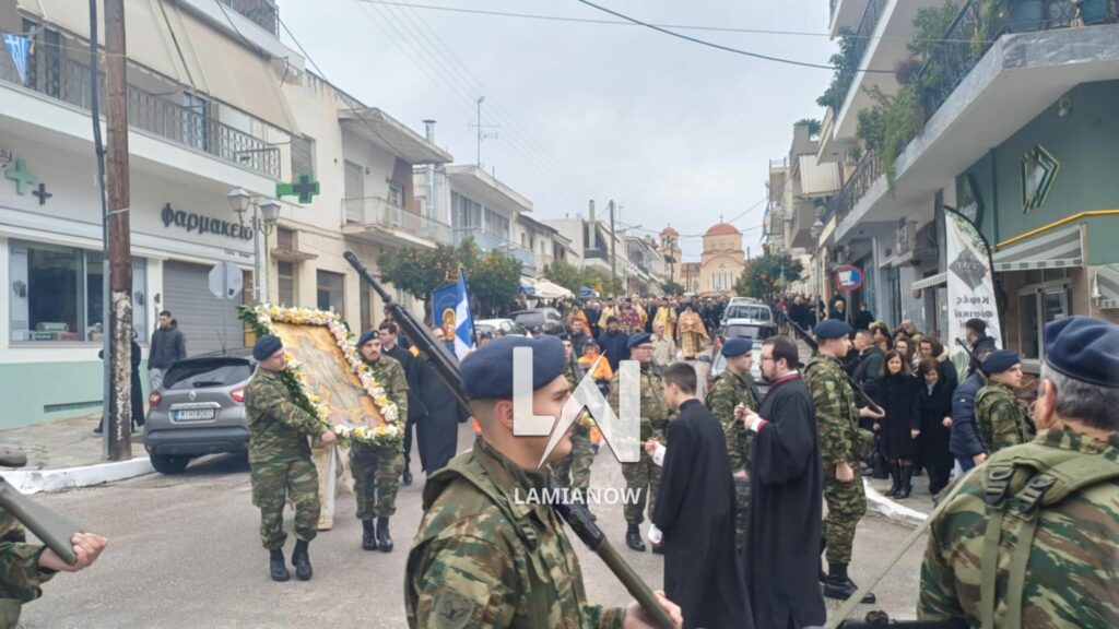 photo 17687636129453311974150302272469