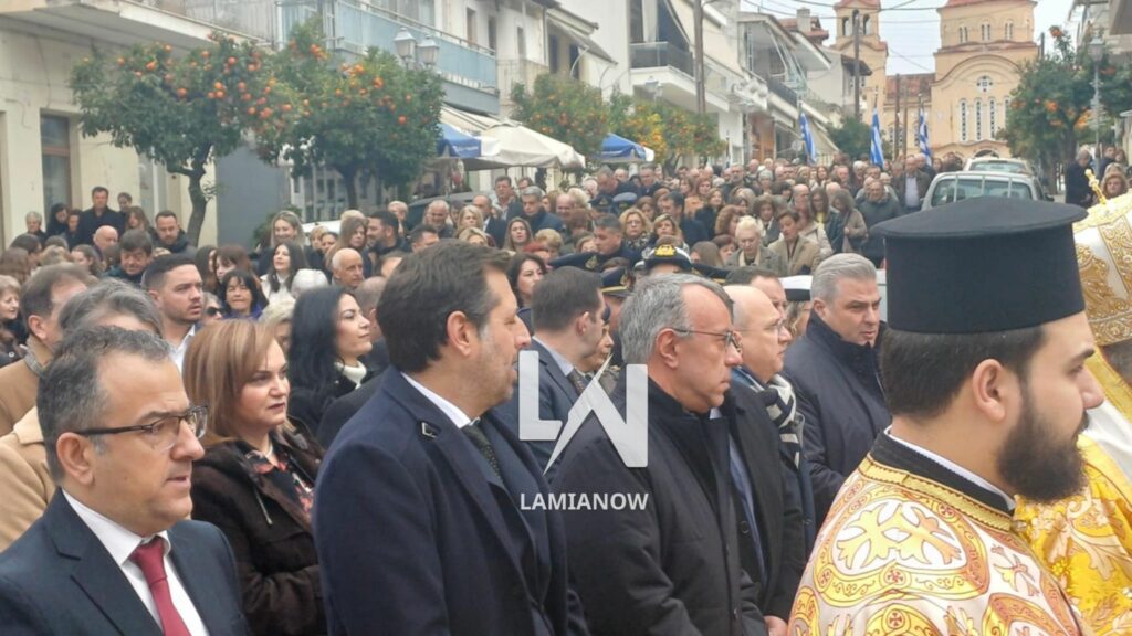 photo 17687636135915386989344638843256