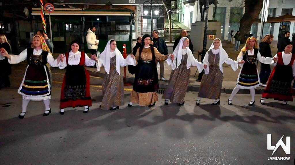 LAMIA POLIS KAI GAITANAKIA 124