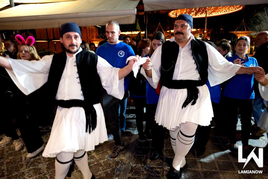 LAMIA POLIS KAI GAITANAKIA 38