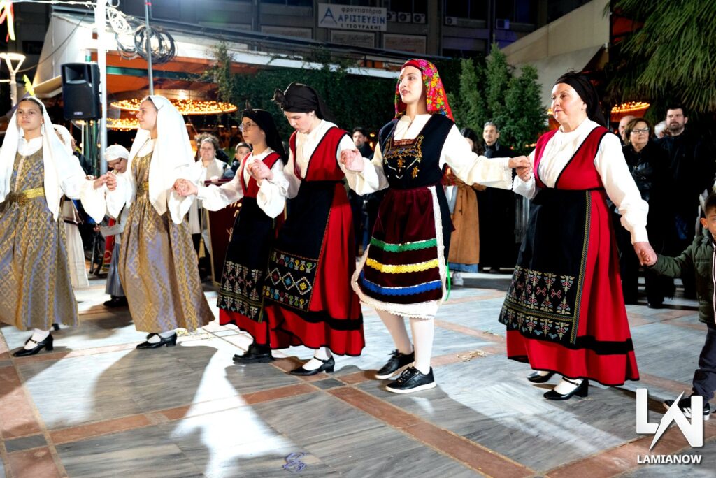 LAMIA POLIS KAI GAITANAKIA 71