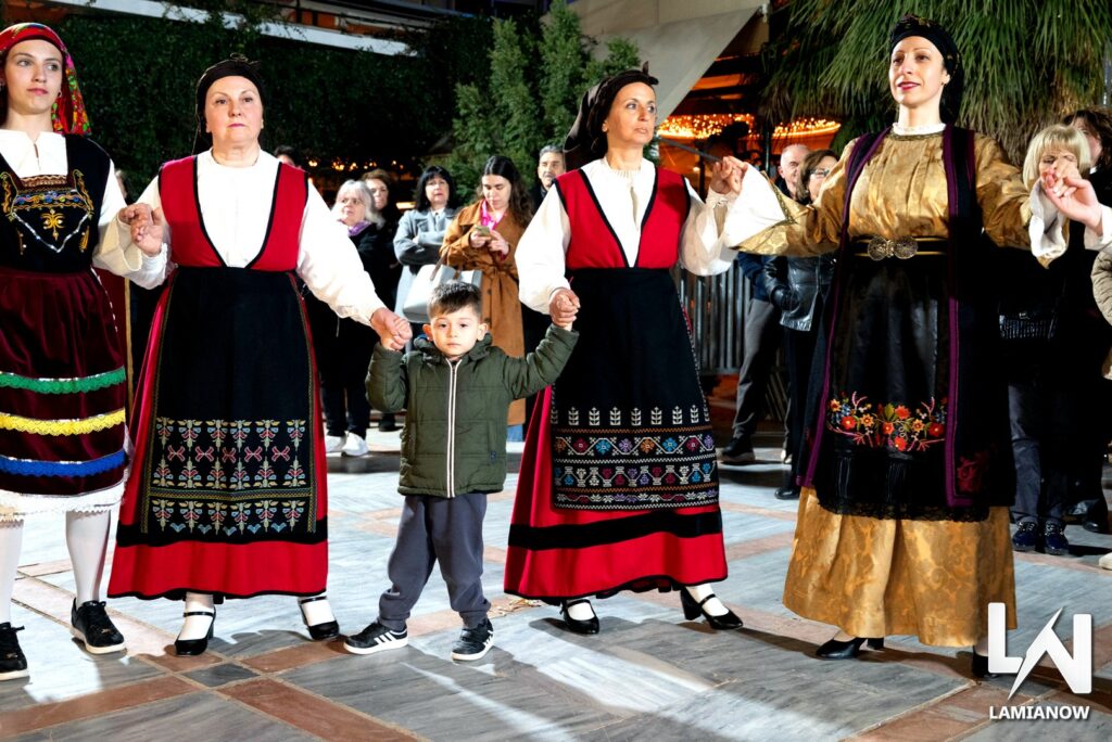 LAMIA POLIS KAI GAITANAKIA 73