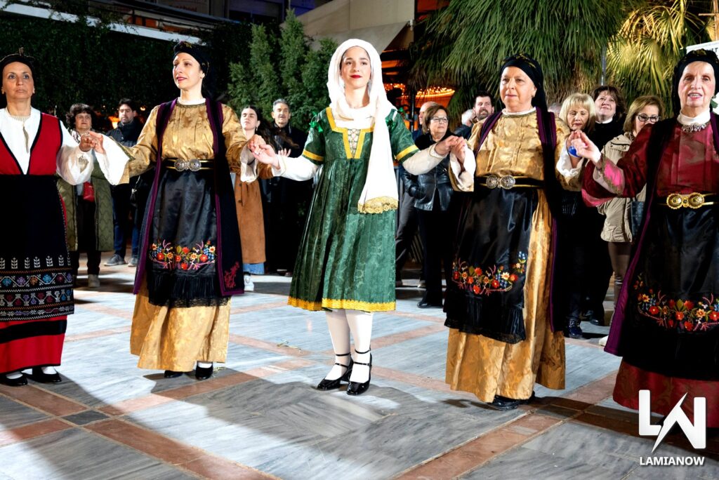 LAMIA POLIS KAI GAITANAKIA 76