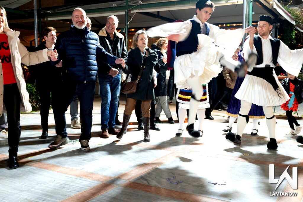 LAMIA POLIS KAI GAITANAKIA 83