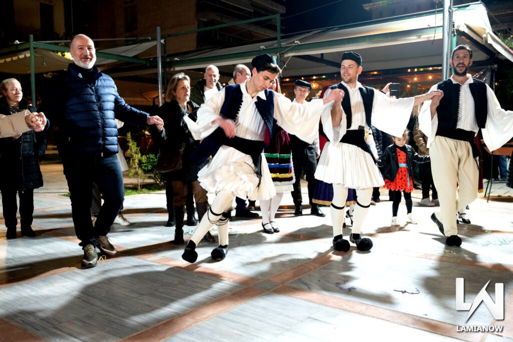 LAMIA POLIS KAI GAITANAKIA 86