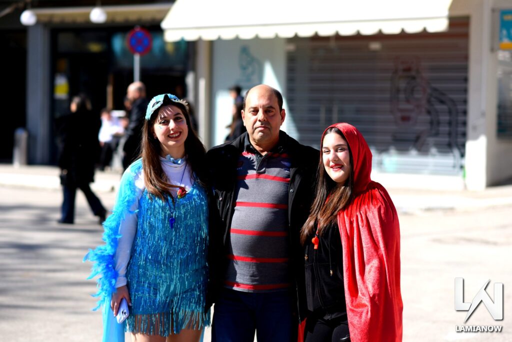 karnabali makrakomis 2026 106