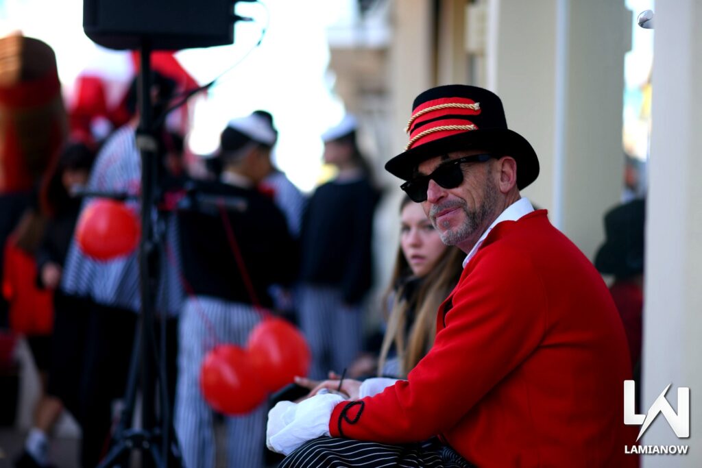 karnabali makrakomis 2026 126