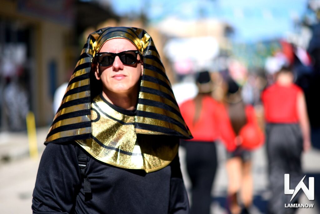 karnabali makrakomis 2026 154