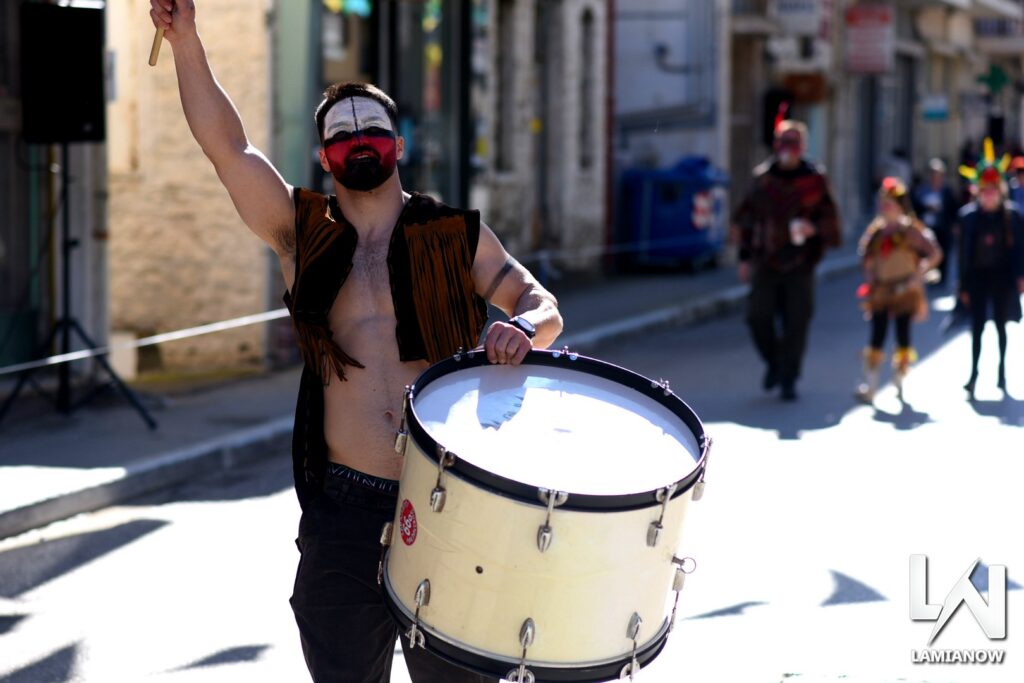 karnabali makrakomis 2026 157