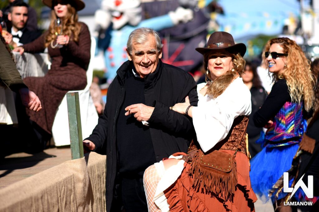 karnabali makrakomis 2026 169