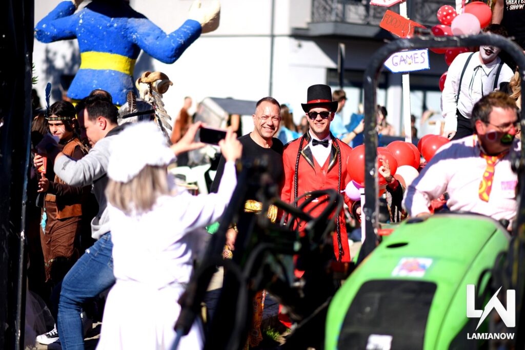 karnabali makrakomis 2026 205