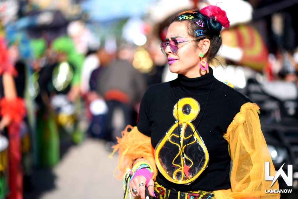 karnabali makrakomis 2026 228