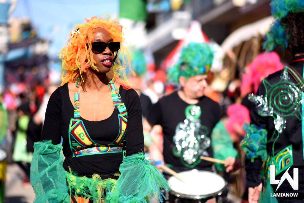 karnabali makrakomis 2026 235