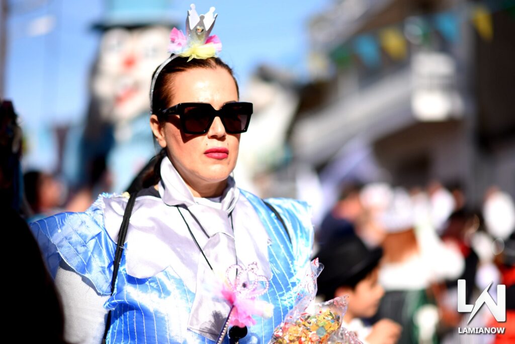 karnabali makrakomis 2026 238