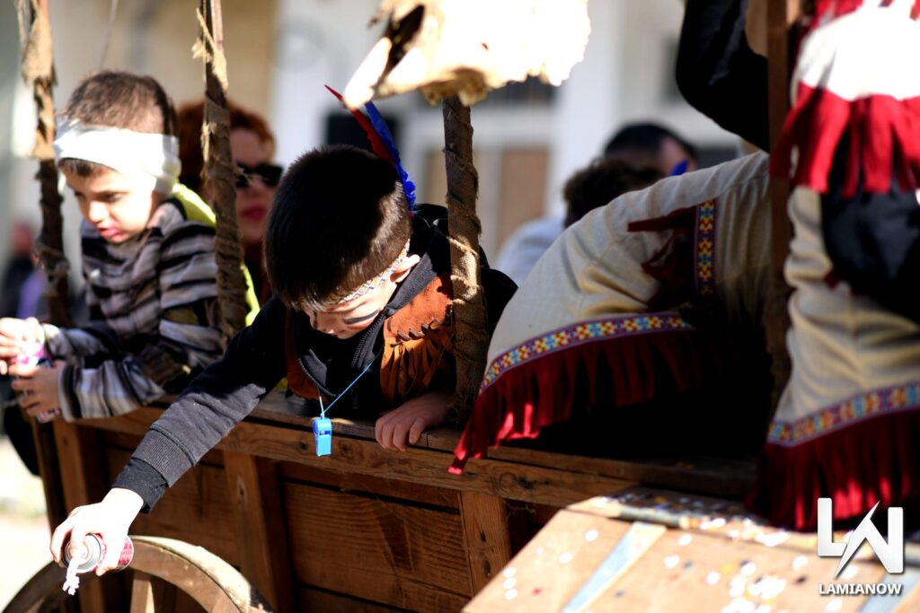 karnabali makrakomis 2026 262