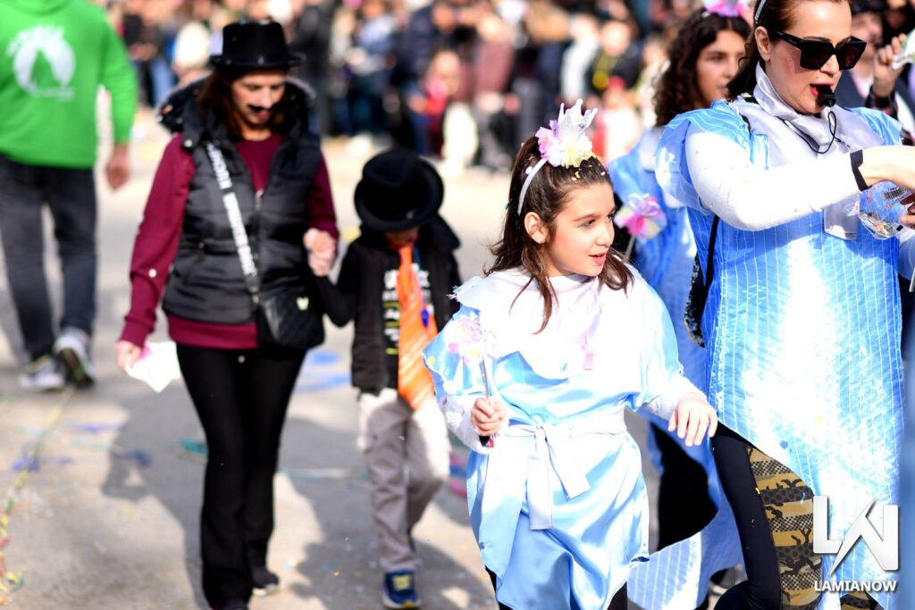 karnabali makrakomis 2026 289