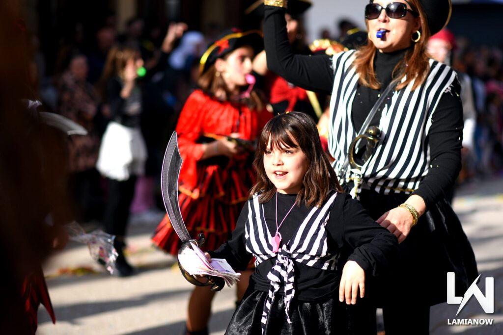 karnabali makrakomis 2026 294