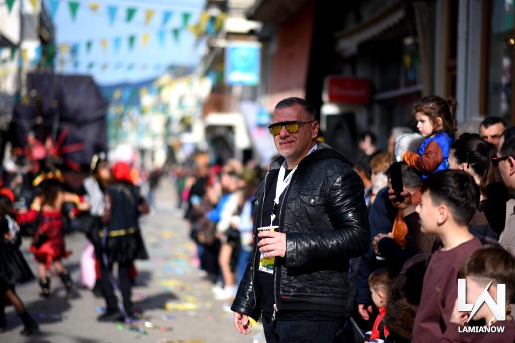 karnabali makrakomis 2026 299