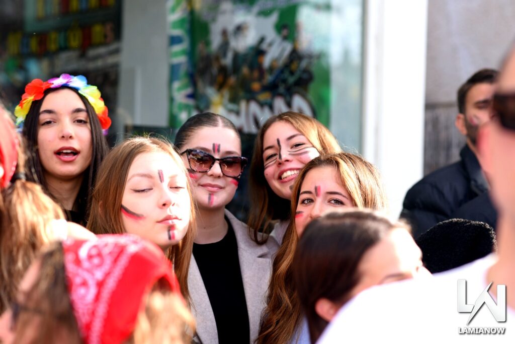 karnabali makrakomis 2026 304