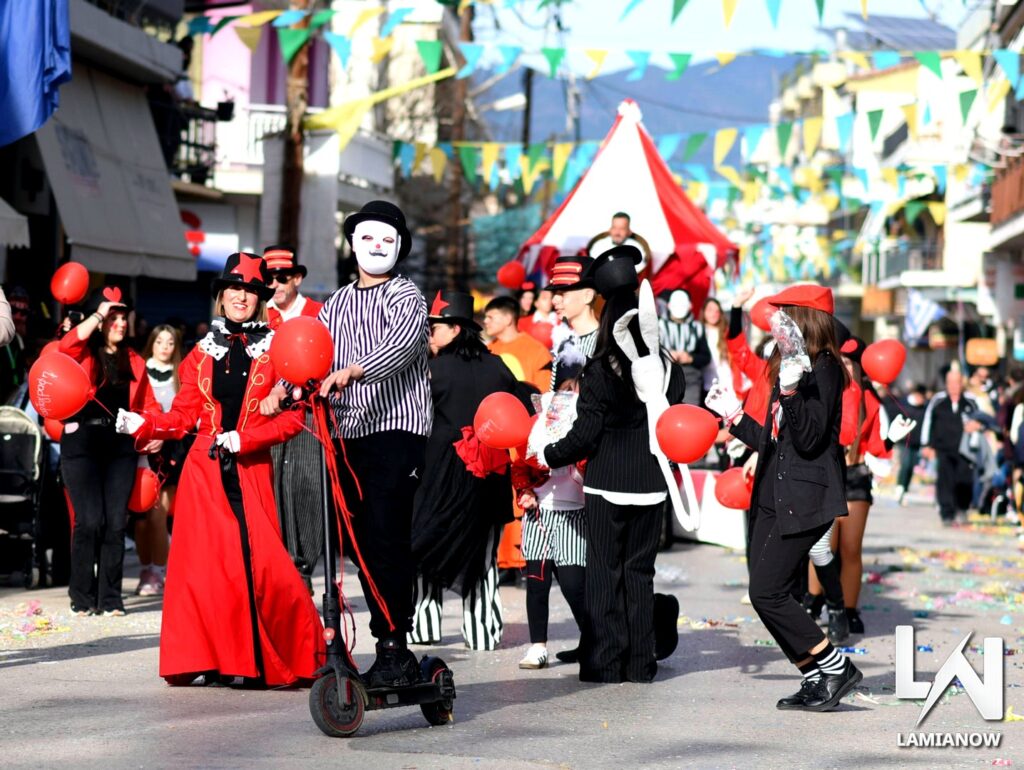 karnabali makrakomis 2026 306