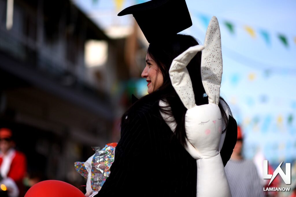 karnabali makrakomis 2026 307