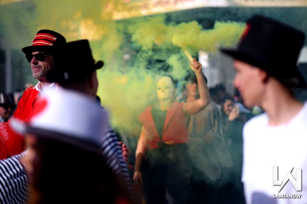 karnabali makrakomis 2026 311