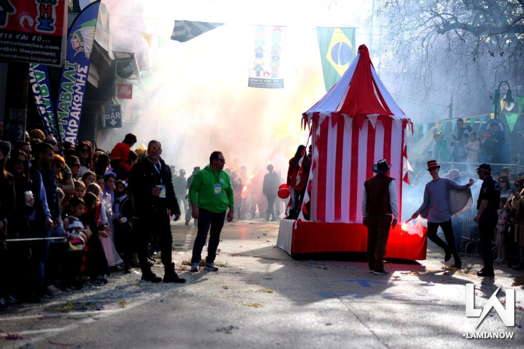 karnabali makrakomis 2026 314