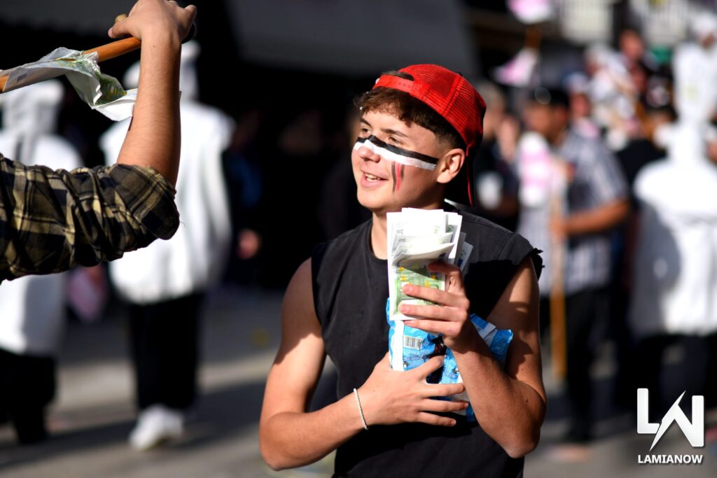 karnabali makrakomis 2026 325