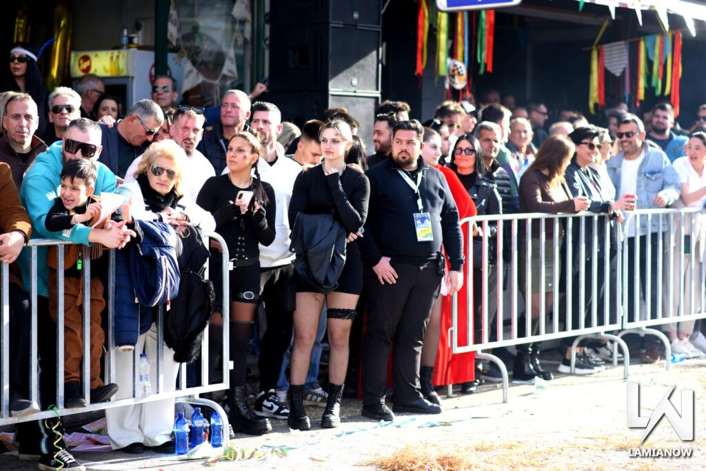 karnabali makrakomis 2026 333