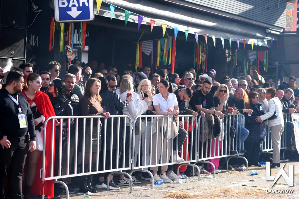 karnabali makrakomis 2026 334