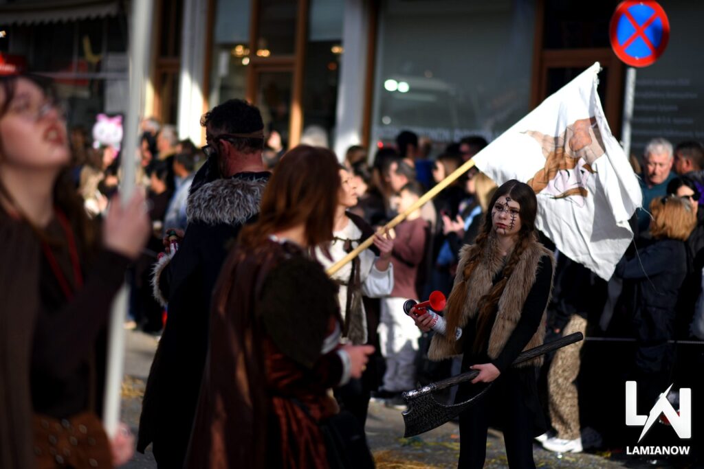 karnabali makrakomis 2026 339