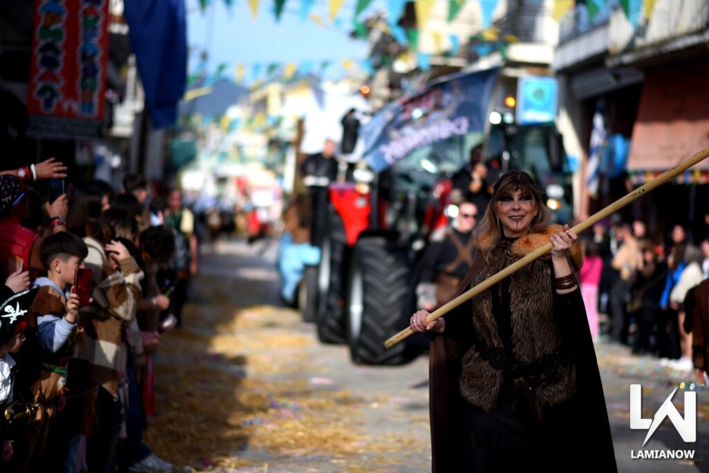 karnabali makrakomis 2026 340