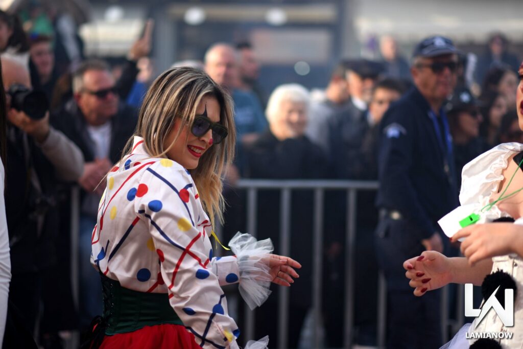 karnabali makrakomis 2026 359