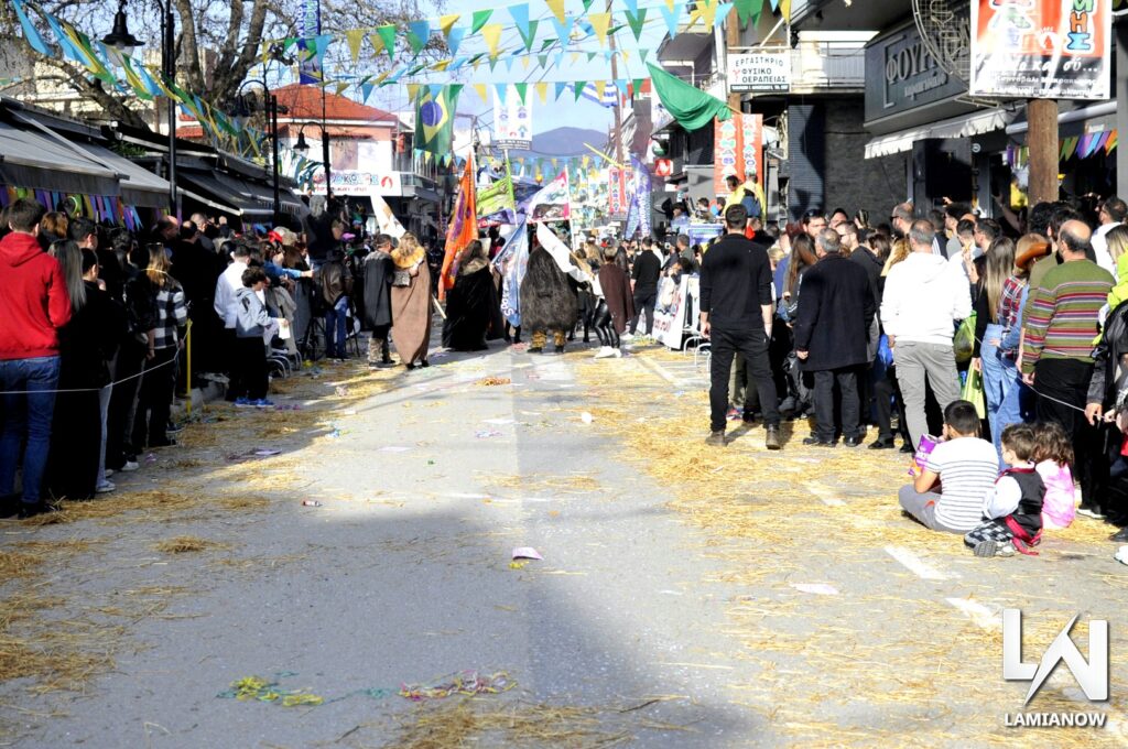 karnabali makrakomis 2026 37