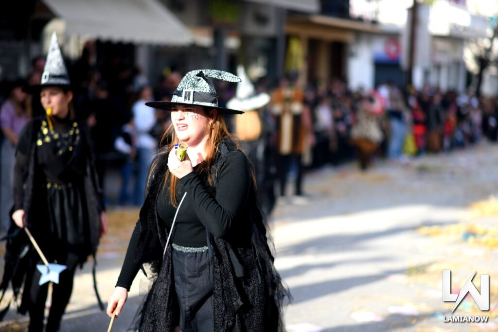 karnabali makrakomis 2026 389