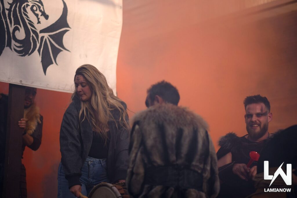 karnabali makrakomis 2026 399