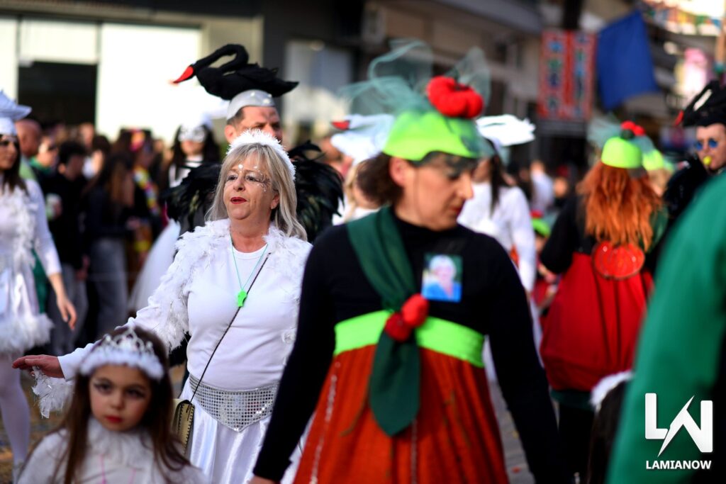 karnabali makrakomis 2026 411