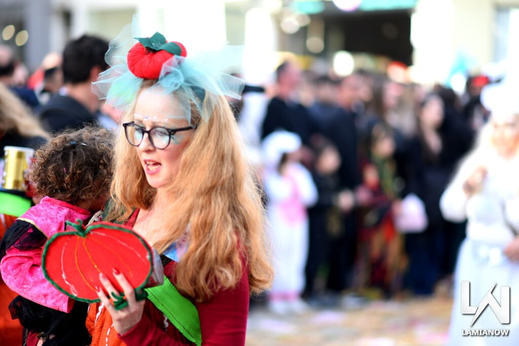 karnabali makrakomis 2026 418