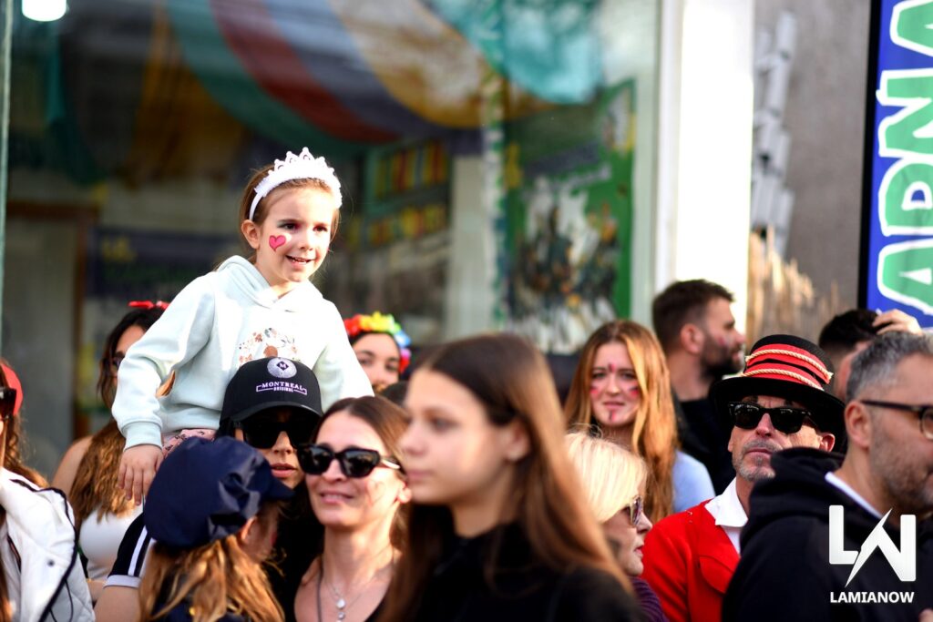 karnabali makrakomis 2026 422