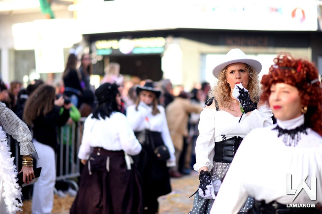 karnabali makrakomis 2026 435