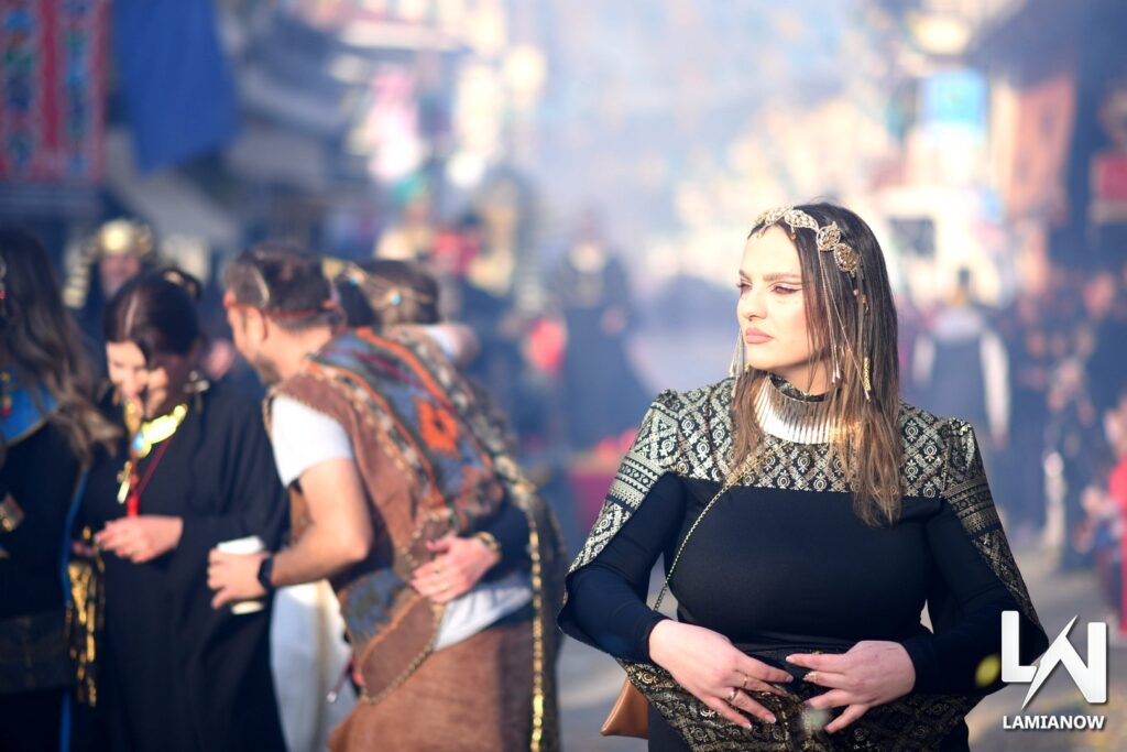 karnabali makrakomis 2026 449