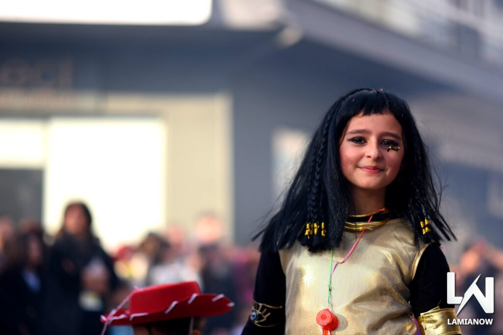 karnabali makrakomis 2026 458